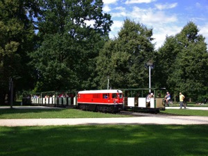 Parkeisenbahn Dresden, Zugkreuzung, zweigleisig, Großer Garten